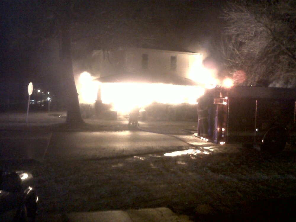Tuscola_Fire_1-1-2011_Pic_1.thumb.jpg.8dd6fd589a158e7676860c6e94d6a129.jpg